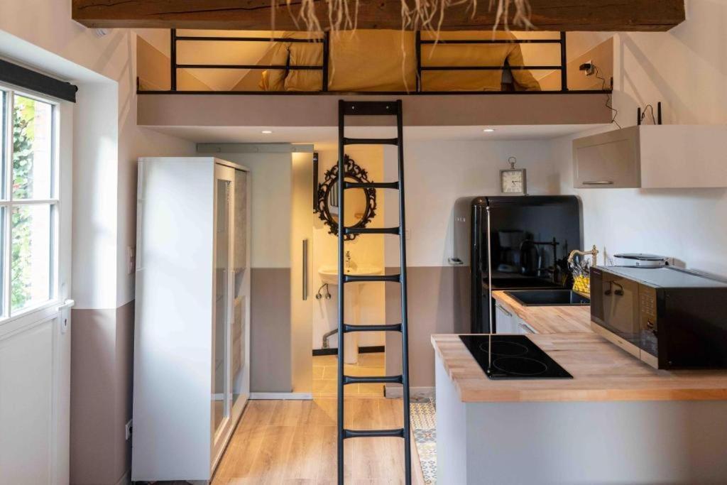 La Mezzanine Du Parc Du Magnolia Apartment Montbeliard Bagian luar foto
